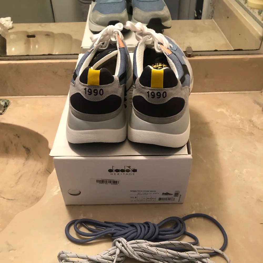 Diadora stylish men